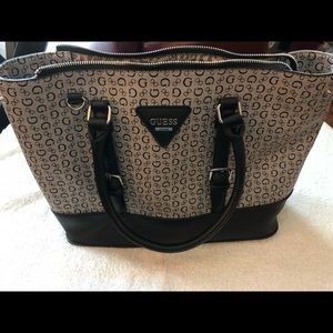 Authentic Guess Purse (Purchased from store)